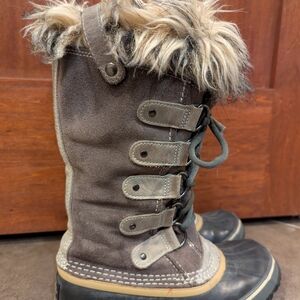 Sorel Women's Joan Of Arctic Winter Boots Size 6